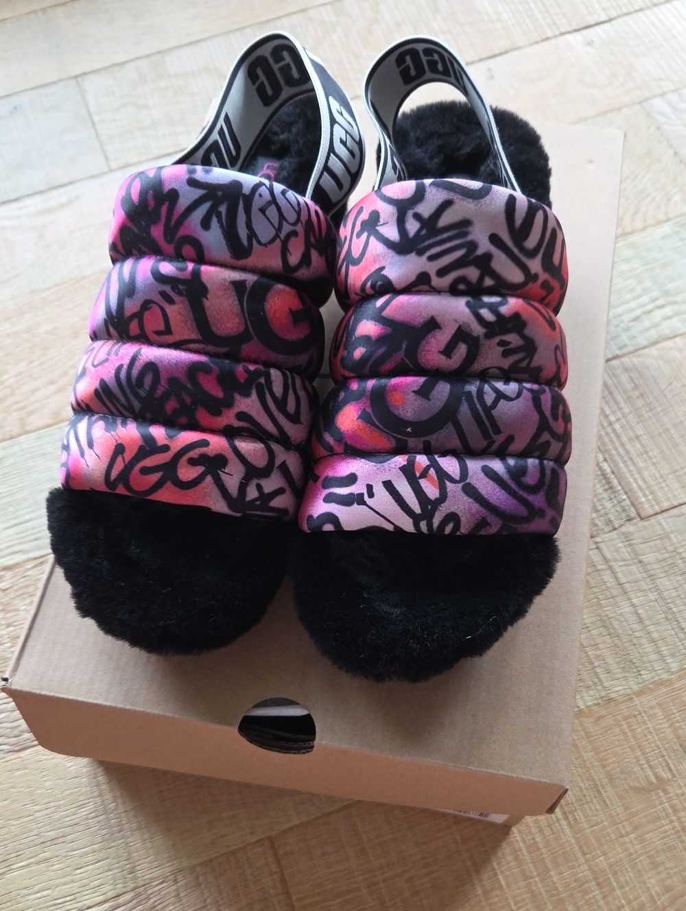 UGG Puff Yeah Pop Graffiti 7